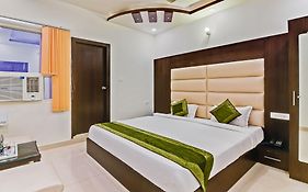 Treebo Resto- Near Lucknow Railway Station